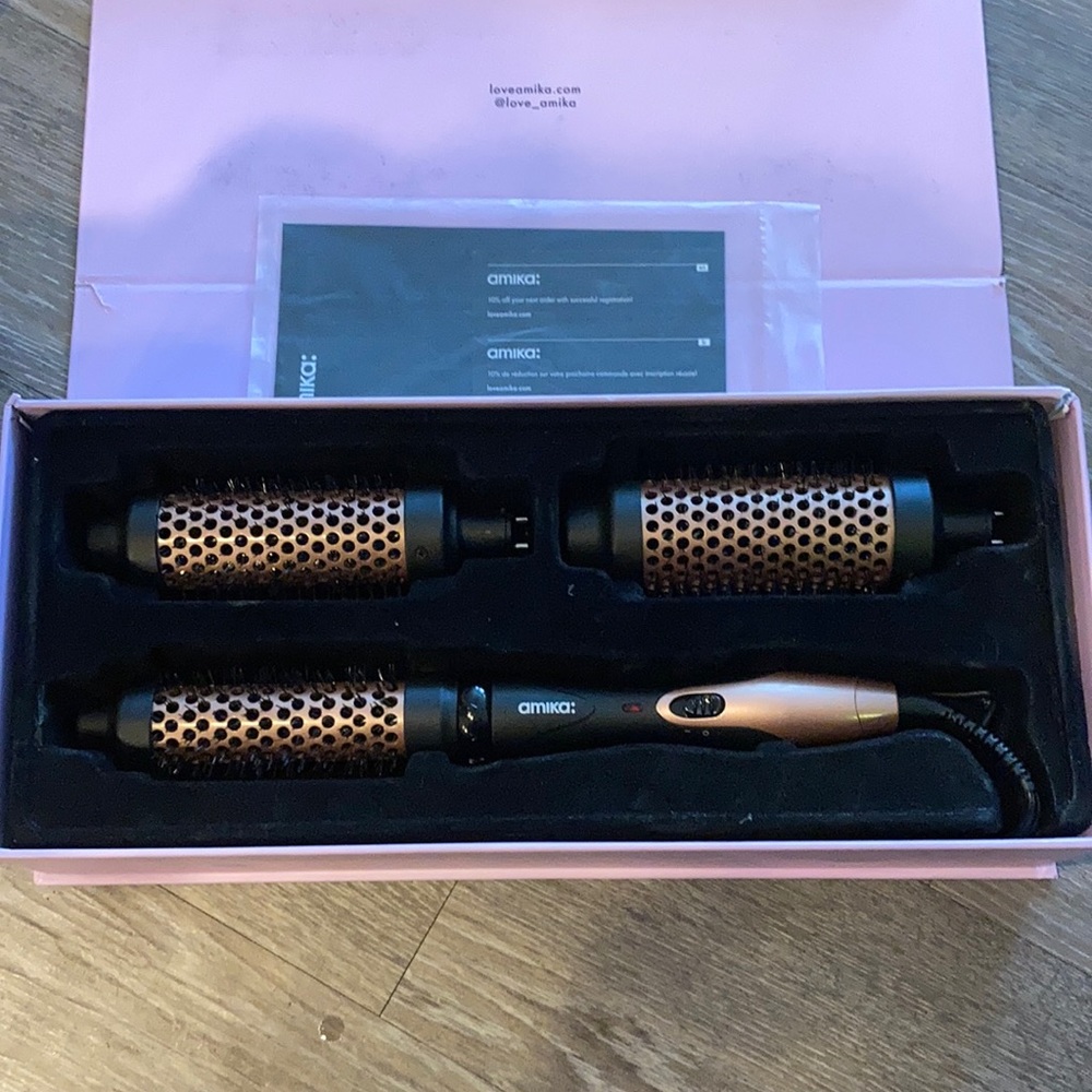 Amika Blowout Interchangeable Thermal Brush